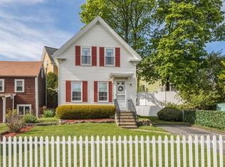 8 Williams Ct, Gloucester, MA 01930