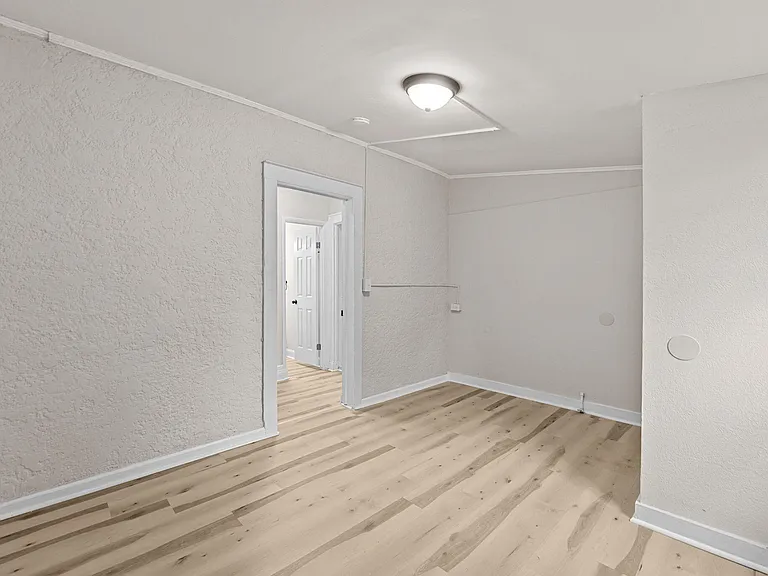 1307 Merry St — Photo 20