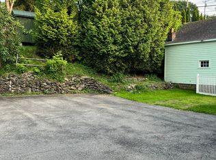 23-25 Dewitt St, Amsterdam, NY 12010