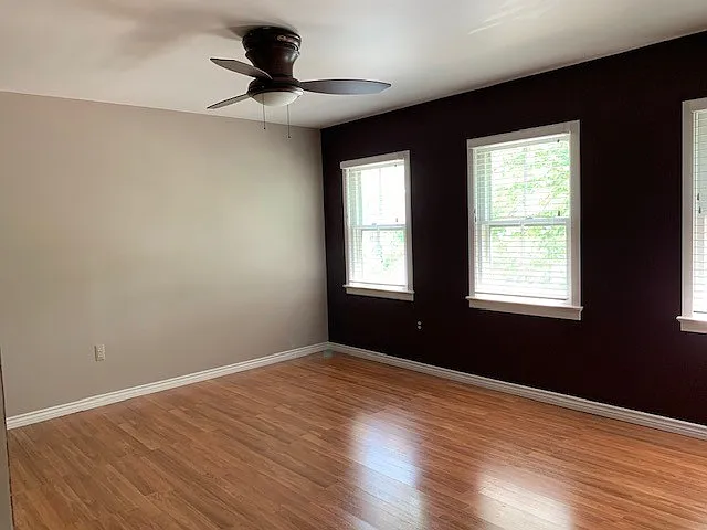 103 E 8th St #103E — Photo 13