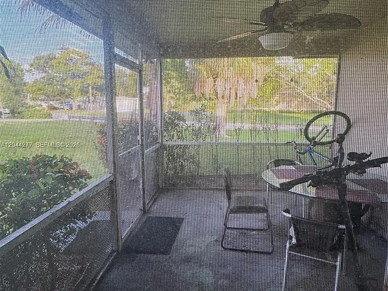 3608 NW 104th Ave — Photo 6
