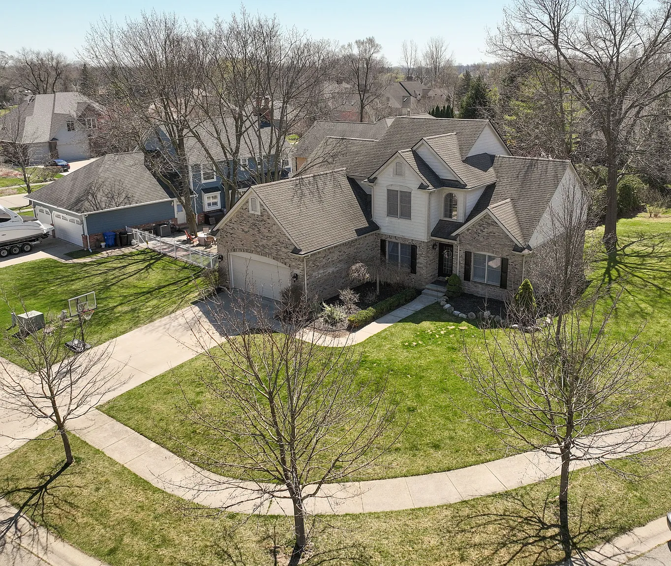 3103 Hazelwood Ct photo 1