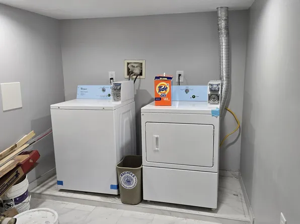 120 West 13th Street image 14 of 16