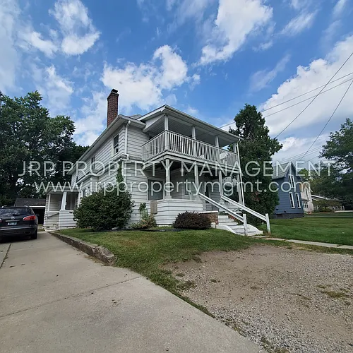 412 N West Ave #2 Photo 1