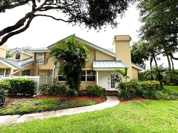704 Bradford Court, Boynton Beach, FL 33436