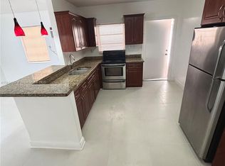 2176 SW 4th St #1, Miami, FL 33135