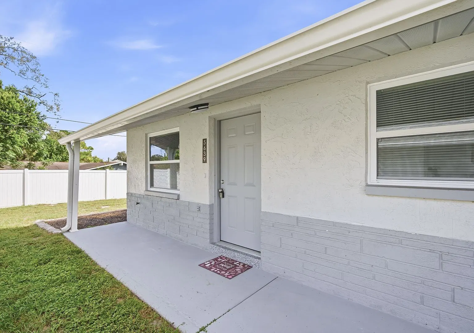 Newly Remodeled And Ready For You To Move In! — Photo 2