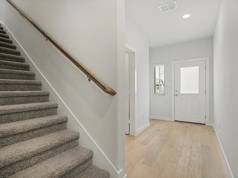865 River Ln — Photo 3