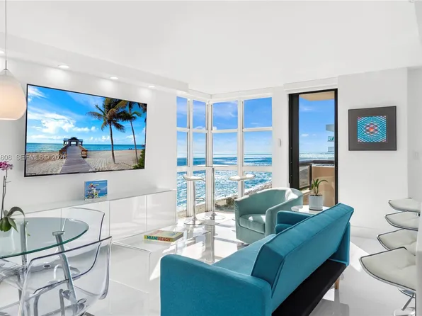 2555 Collins Ave APT 1714, Miami Beach, FL 33140