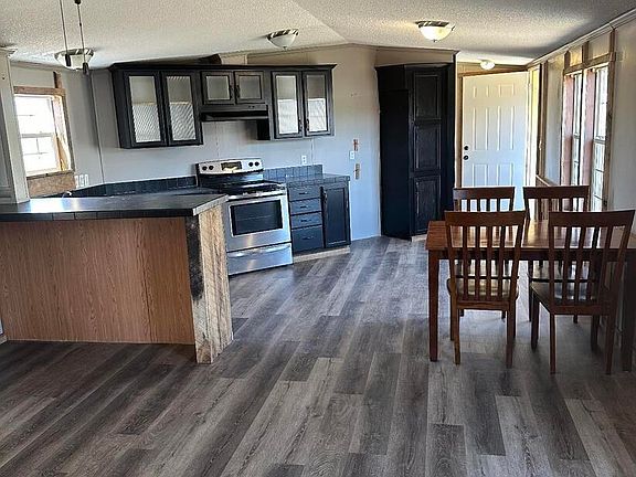 3rd image of 9180 Charlie Birger Ln