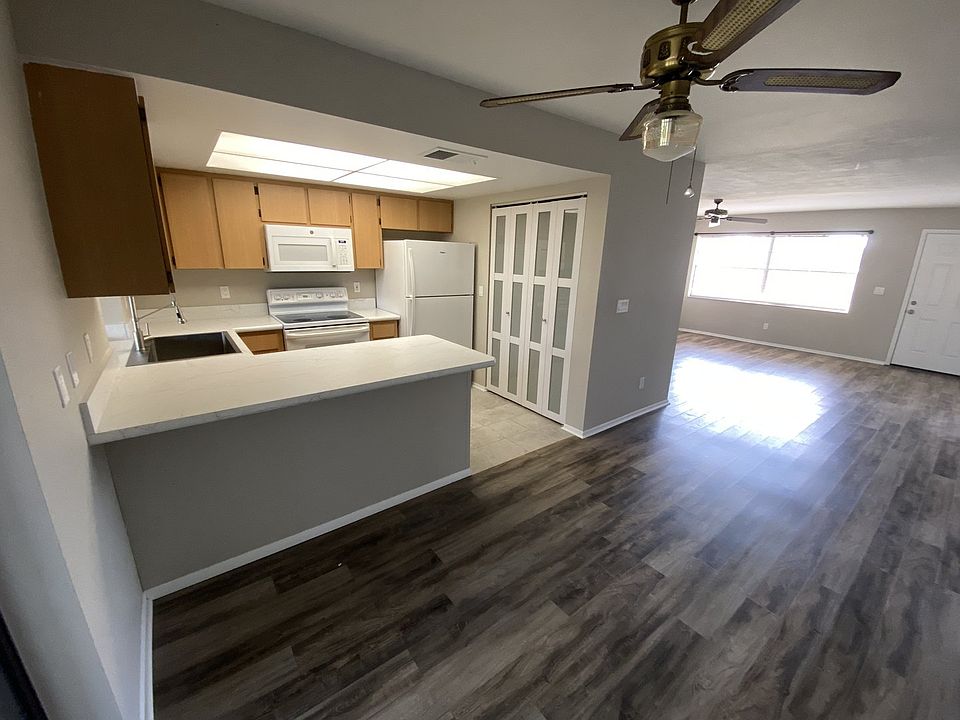 1st image of 9176 Tangelo Blvd