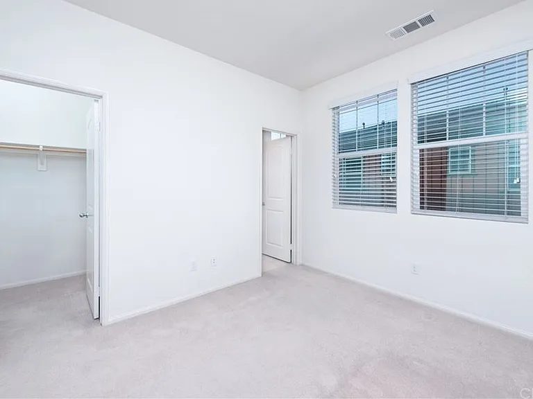 17052 Liberty Way — Photo 24
