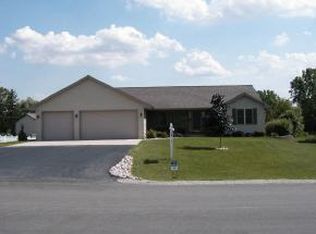 1979 Trenton Ln, Suamico, WI 54173