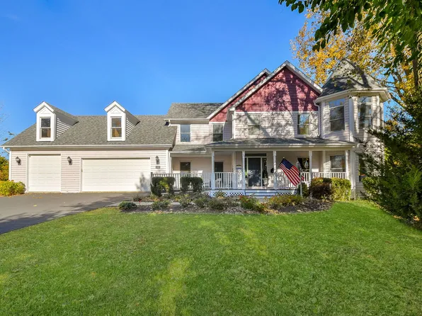 32 E Lexington Cir, Yorkville, IL 60560