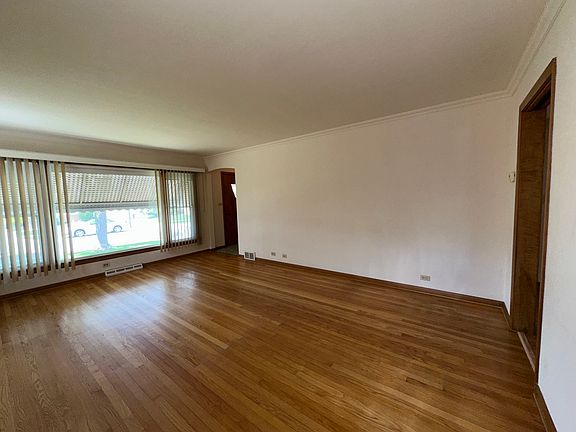4th image of 4621 N Ozanam Ave
