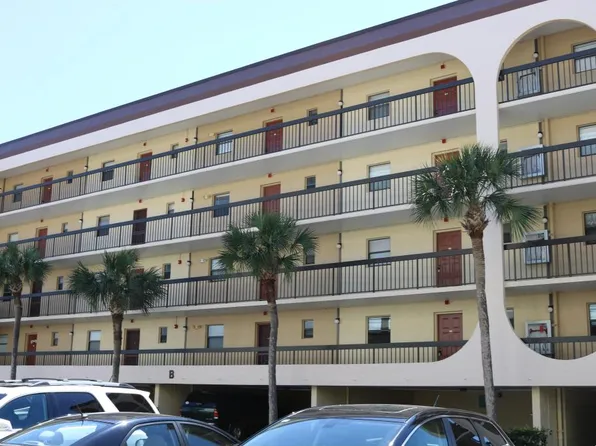 1027 Anglers Cv #B206, Marco Island, FL 34145