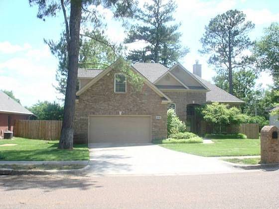 1st image of 1686 Longleaf Dr NW