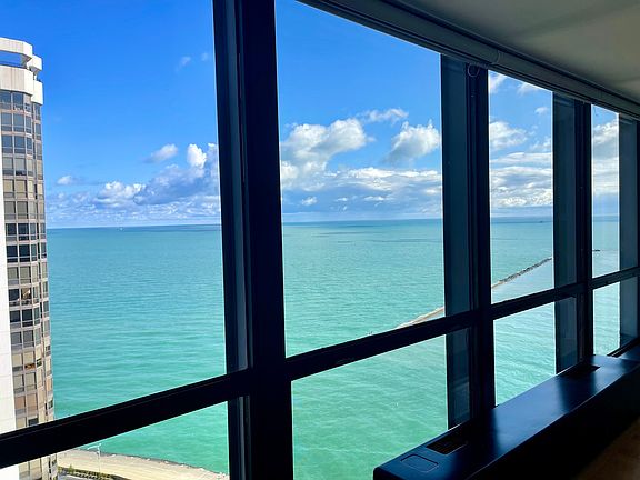 4th image of 900 N Lake Shore Dr APT 2705