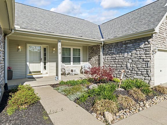 3rd image of 8169 Lakevalley Dr