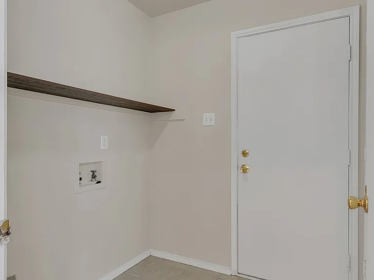 2140 Teal Ct — Photo 25