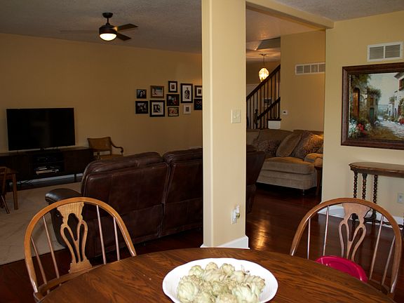 4th image of 112 Broken Bridge Ln