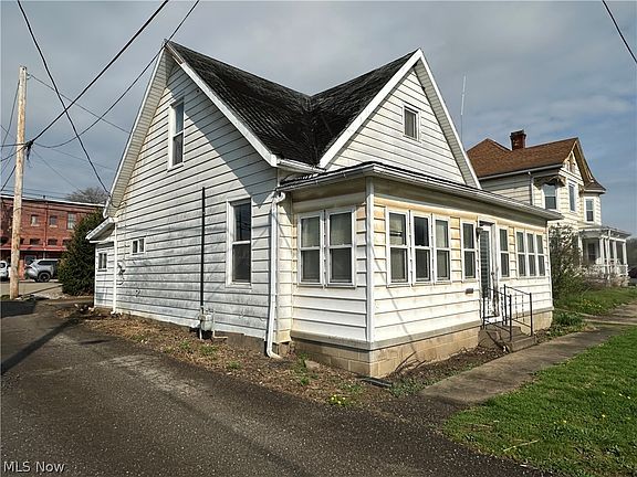 2nd image of 409 East St