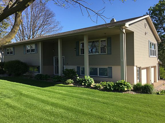 2nd image of 23 Lake Lynnwood