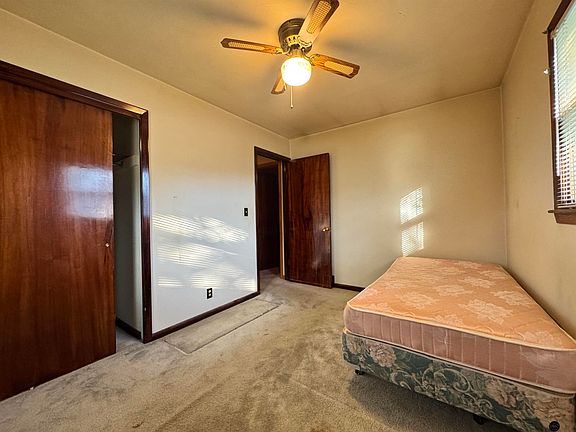4th image of 1500 N 52nd St