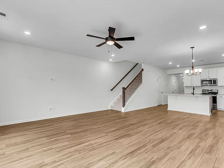 443 Duskywing Dr — Photo 9