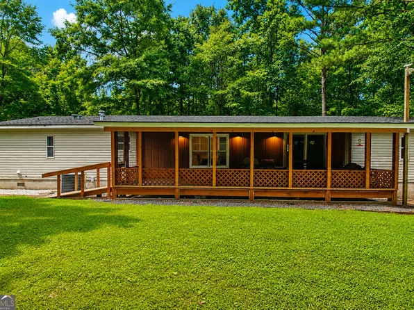 8622 White House Pkwy, Woodbury, GA 30293