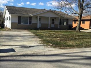 503 Ridge Rd, Mahomet, IL 61853