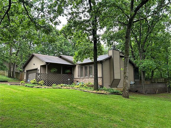 3rd image of 2413 E Twin Oaks Ct