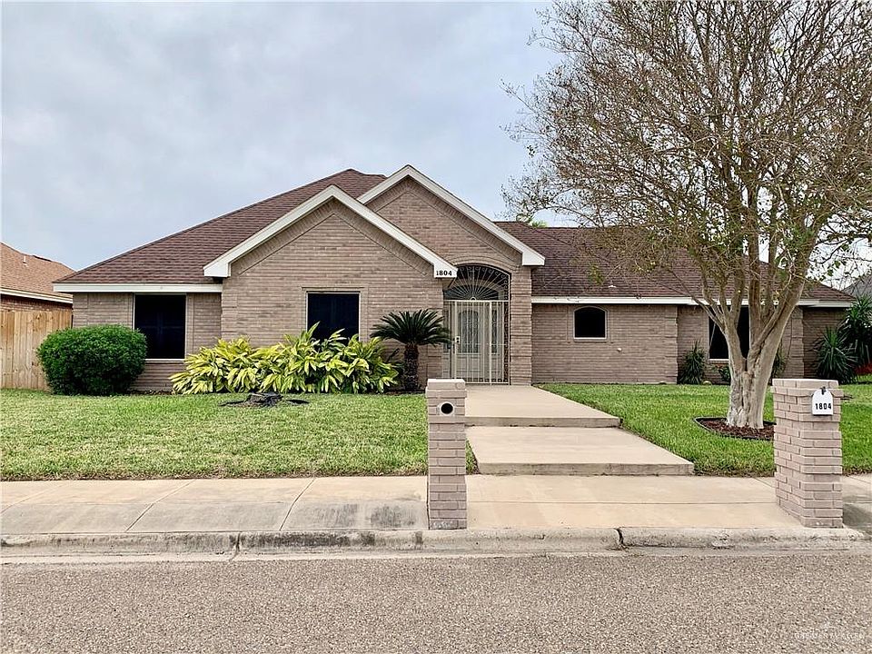 1st image of 1804 Fair Oaks Dr