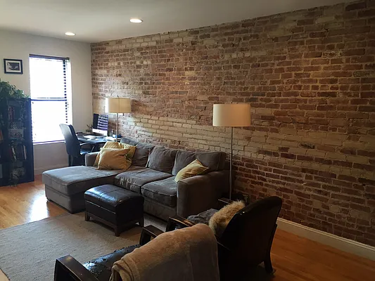 Rented by PMG Real Estate  | media 38