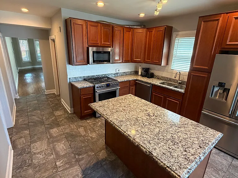 2550 N Newcastle Ave #1 — Photo 4