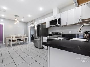 2420 SW Buckey Dr, Mountain Home, ID 83647
