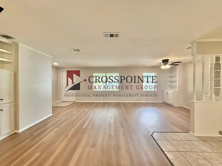 3014 Tower Dr — Photo 3