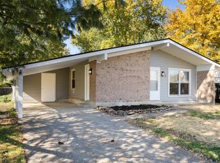 1335 Mount Vernon Dr, Georgetown, KY 40324