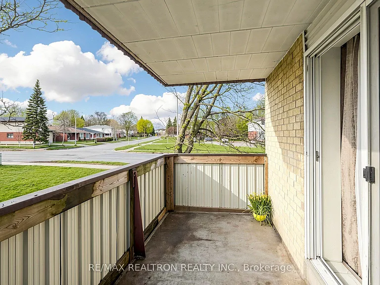 75 Hazelglen Dr #208 — Photo 37