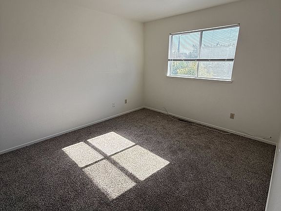 2nd image of 1251 N Olive Ave #58bcbf837