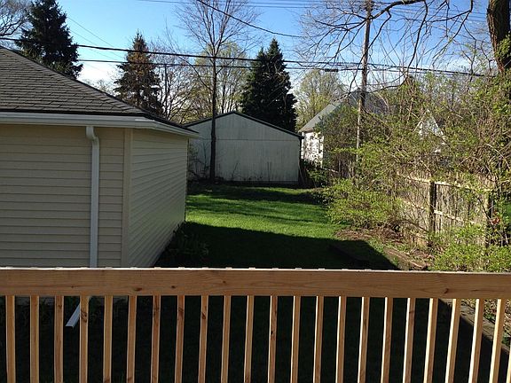 3rd image of 1392 Harpst St