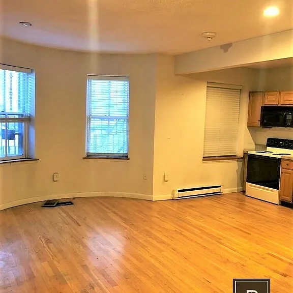 527 Columbus Ave #1 — Photo 5