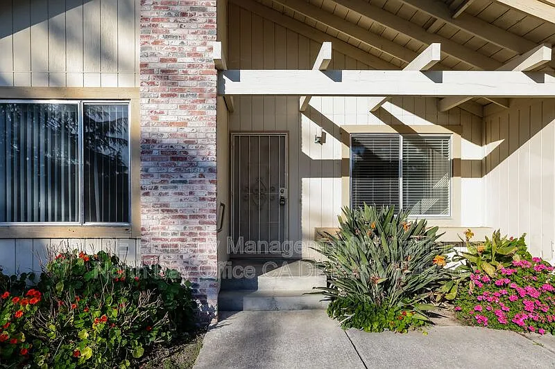 Building Photo - 5336 Alyssum Ct