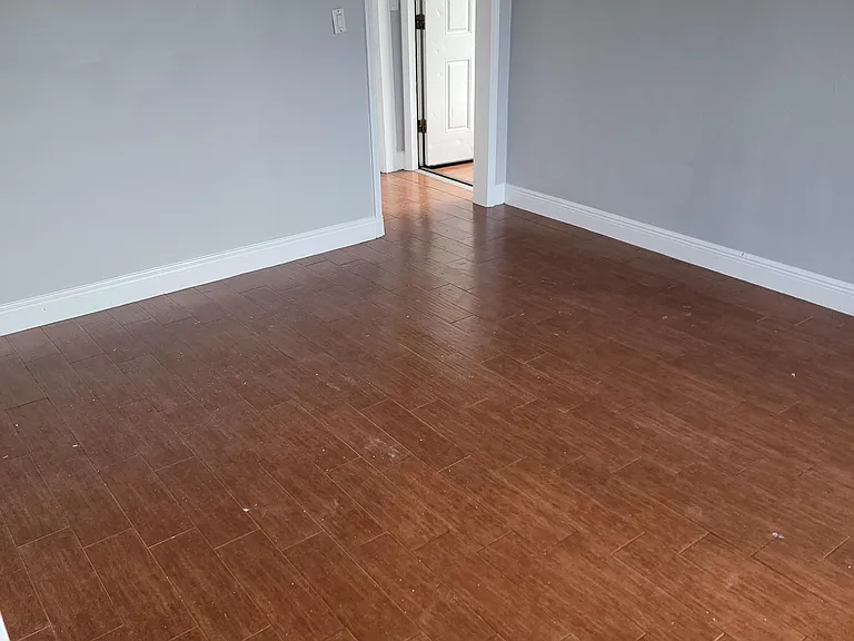 117 S Lake Ave #117 — Photo 5