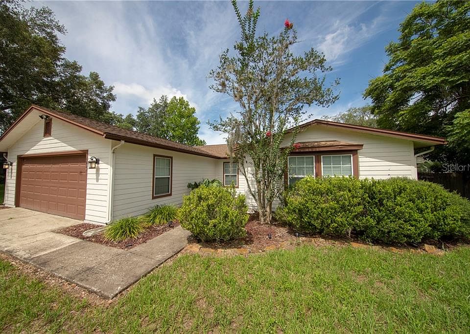 1st image of 4925 Churchill Pl