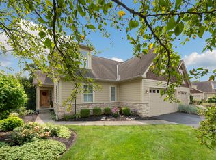 1167 Cross Creeks Rdg, Pickerington, OH 43147