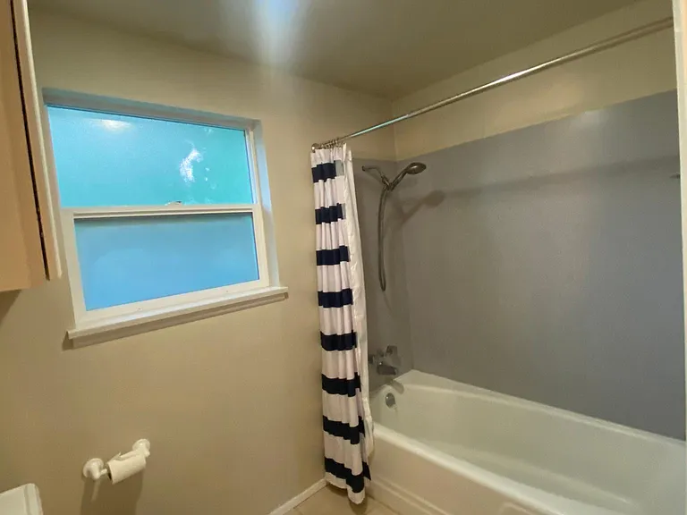 1452 Rainier Dr #1 — Photo 10