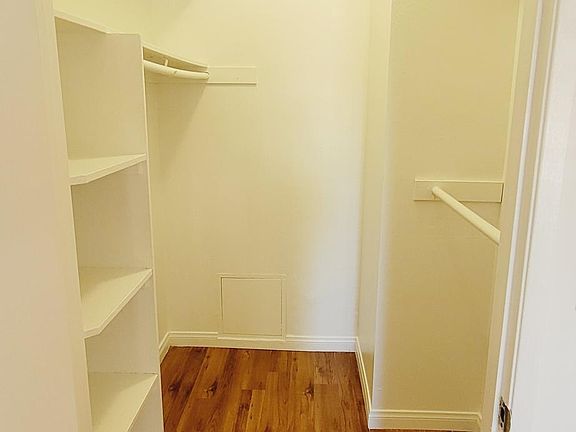 5th image of 1031 N Crescent Heights Blvd #1DD