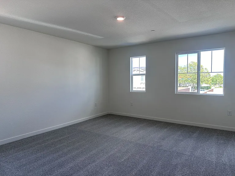 7760 Forestdale Way — Photo 7