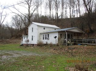 113 Next Rd, Sistersville, WV 26175